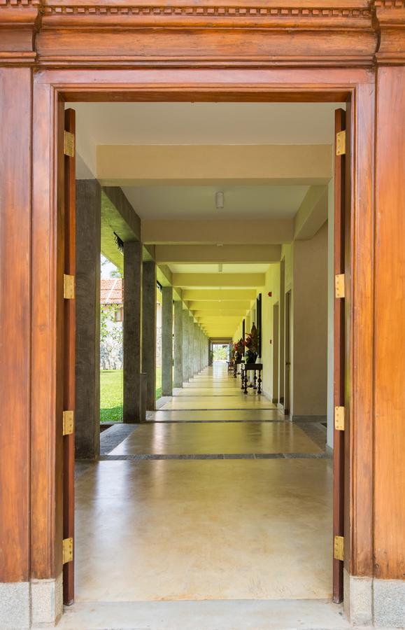 Taru Villas The Long House - Бентота Екстериор снимка